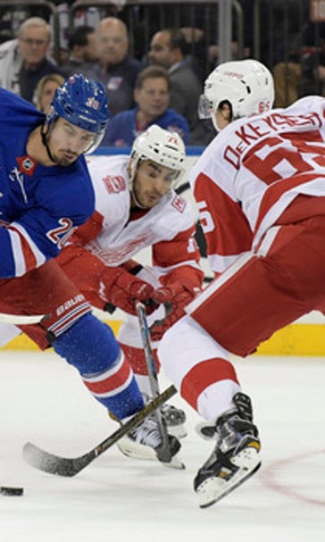 Mats Zuccarello scores in OT, Rangers edge Red Wings 2-1 (Nov 24, 2017)